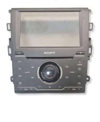 Ford Fusion II Radio/GPS head unit trim DS7T18E245PN 002283492 901600000010