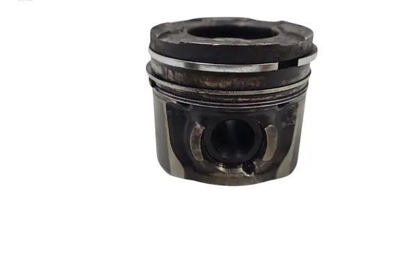 Peugeot 407 Piston 