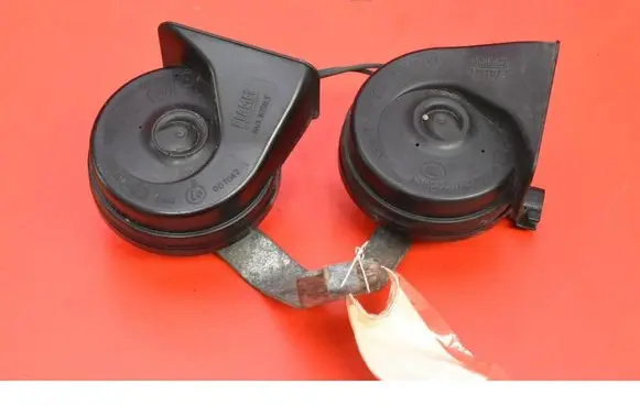 Ford Mondeo MK I Horn signal A046522