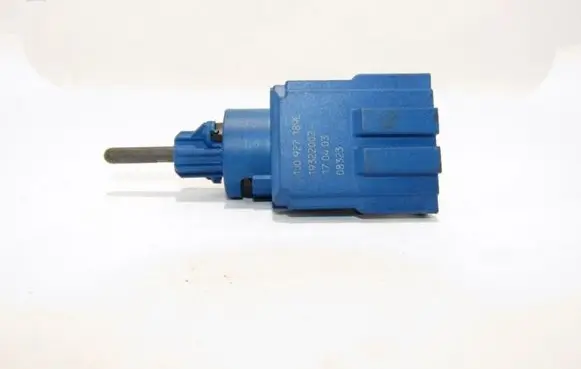 Clutch pedal sensor