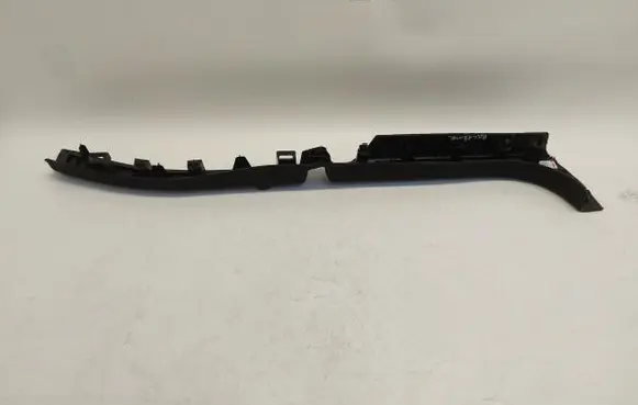 Trunk/boot sill cover protection
