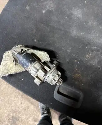 Volkswagen Touareg I Starter motor 0001125600