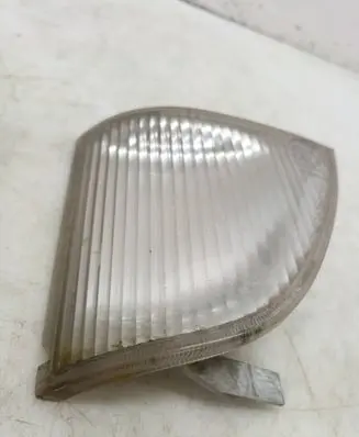 Mercedes-Benz Vario Front reflector 6708260040 148515
