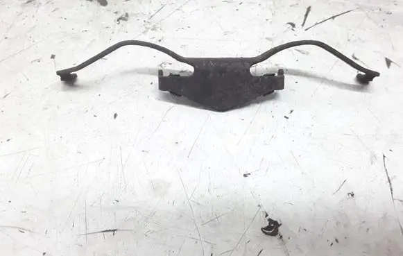 Opel Vectra C Front brake pad spring 