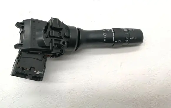 Toyota Verso-S Wiper speed switch 17F144 0521017F525