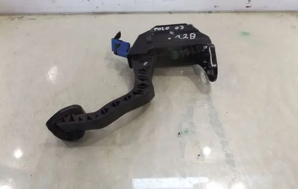 Clutch pedal sensor
