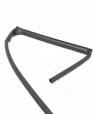 Mini Cooper Countryman F60 Rubber seal loading door 7390137