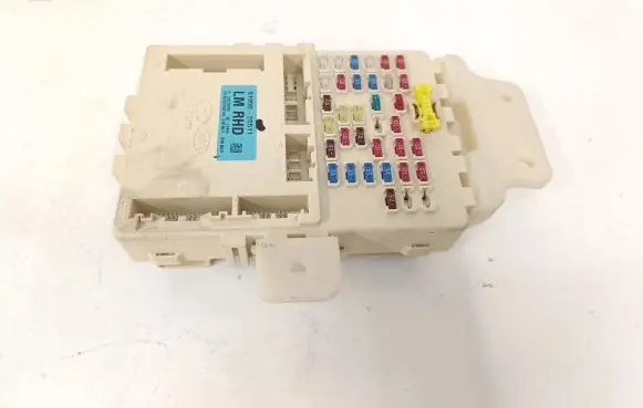 Hyundai ix35 Fuse module 919502S511