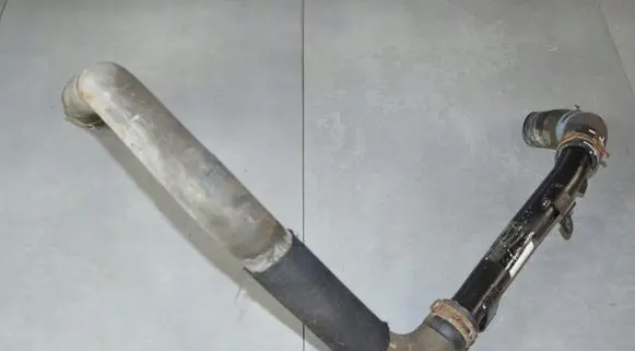 Volkswagen Amarok Engine coolant pipe/hose 2H0122051C