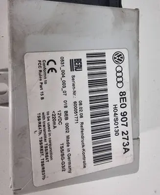 Audi A4 S4 B7 8E 8H Tire pressure control unit 8E0907273A 600051771 H04S0130