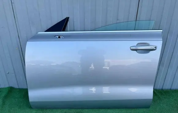 Audi A8 S8 D4 4H Front door