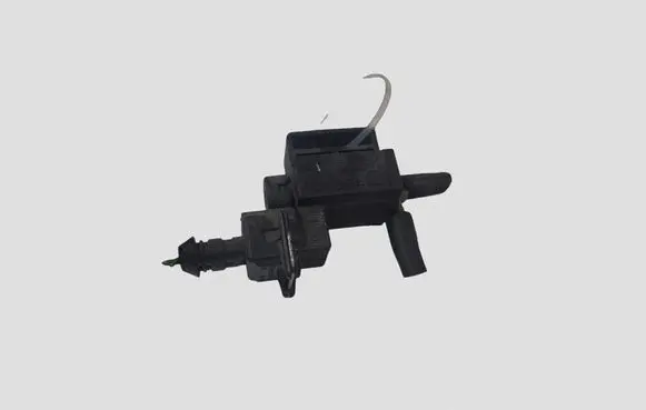 Volvo V40 Turbo solenoid valve 31339879 70051502