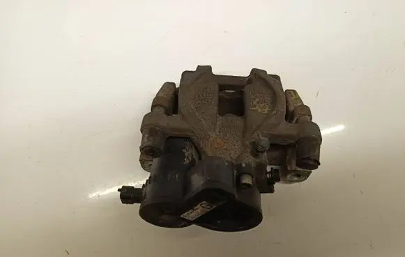 Subaru Outback (BS) Rear brake caliper 26620AL030 26692AL012