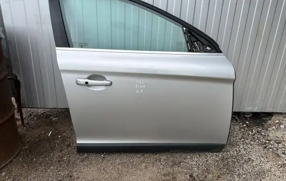 Volvo XC60 Front door
