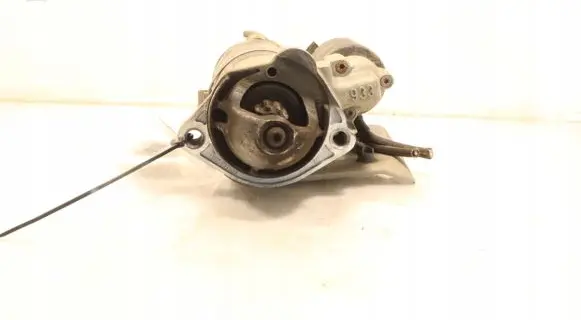 Volkswagen PASSAT B5 Starter motor
