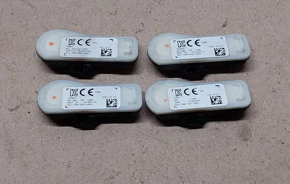 Citroen C5 Tire pressure sensor 9811536380