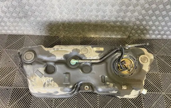 BMW X3 F25 Fuel tank 7216802