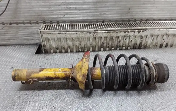 Volkswagen Golf IV Front shock absorber with coil spring