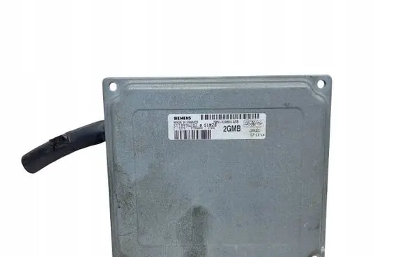 Ford Focus Engine control unit/module 7M5112A650AFB S118934202B
