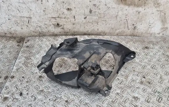 Audi Q7 4L Headlight/headlamp mounting bracket
