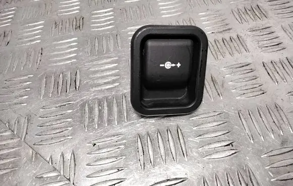 BMW X3 E83 12 V Socket (rear) 7040621