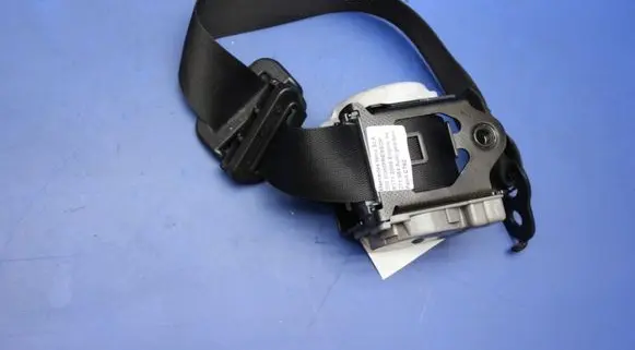 Mercedes-Benz SLK R171 Front seatbelt 0713B6516K