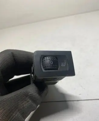Volkswagen Golf IV Seat heating switch 1J0963563B PA6GF30