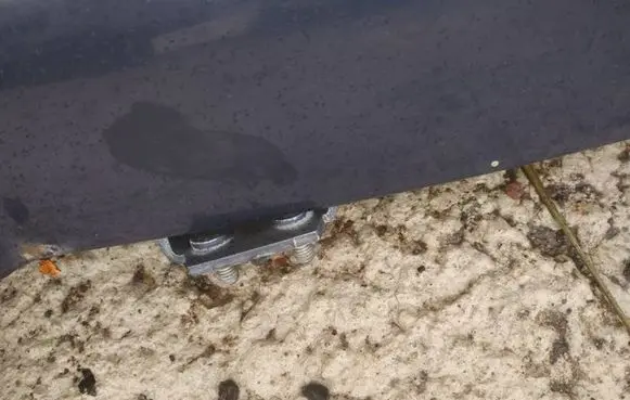 Mitsubishi Space Star Tailgate/trunk/boot hinge