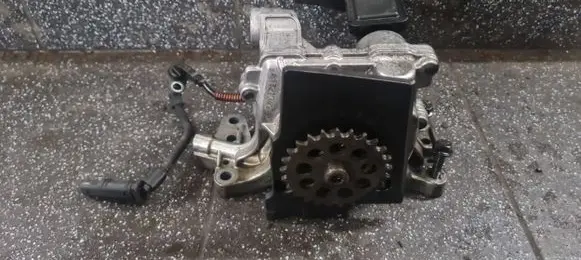 Volvo V70 Oil pump 31321049 31401487 121213
