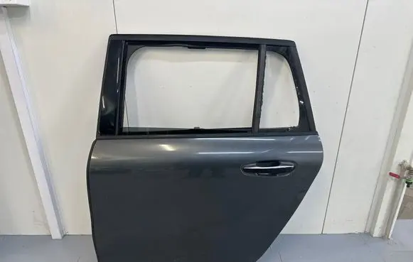 Citroen C4 Grand Picasso Rear door