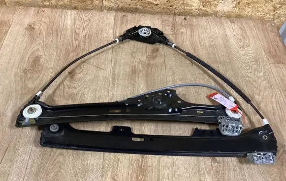 BMW 5 E60 E61 Front window lifting mechanism without motor 7034352 4076448 7075668