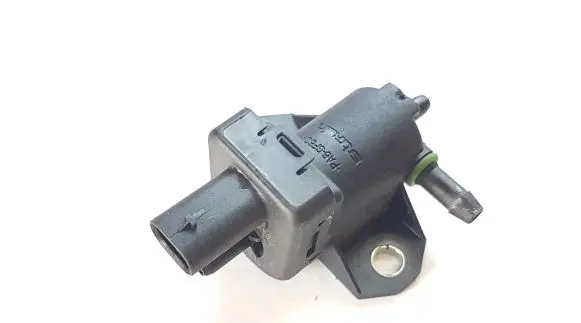 Peugeot 3008 II Vacuum valve 9812031180