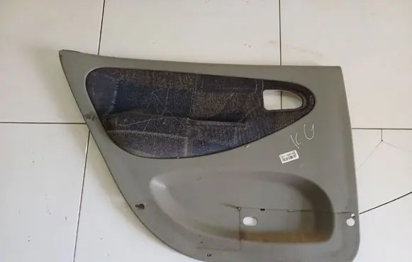 Renault Scenic I Rear door card panel trim 7700843152