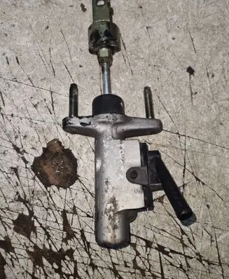 Clutch master cylinder