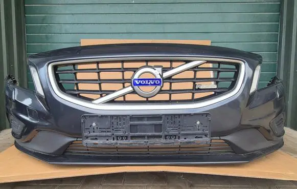 Volvo S60 Front bumper 31290975 BP8BB
