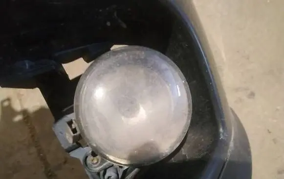 Volkswagen Golf V Front fog light