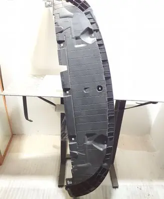 Front bumper skid plate/under tray