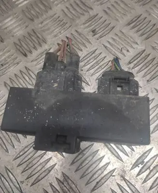Seat Arosa Coolant fan relay 1J0919506K