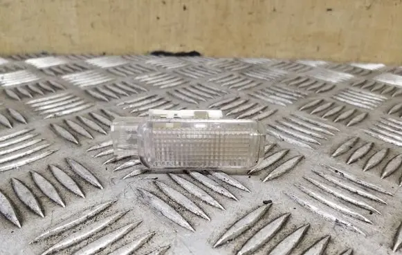 Audi Q7 4L Other interior light 8D0947415