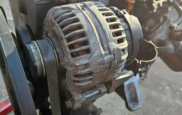 Volkswagen PASSAT B5 Generator/alternator 028903031 0124515083