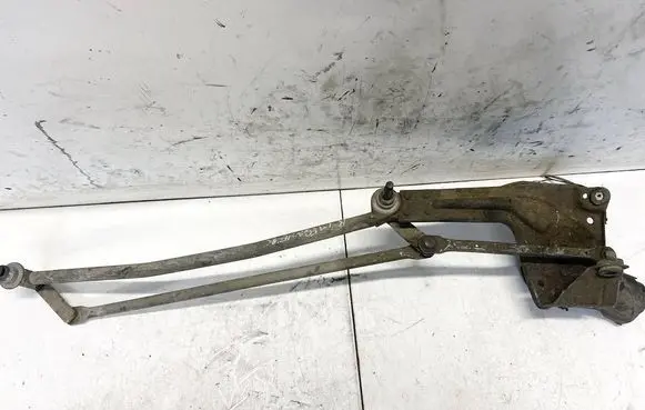 Renault Megane I Front wiper linkage and motor