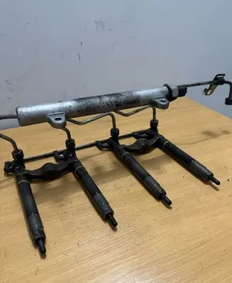 Fuel injectors set