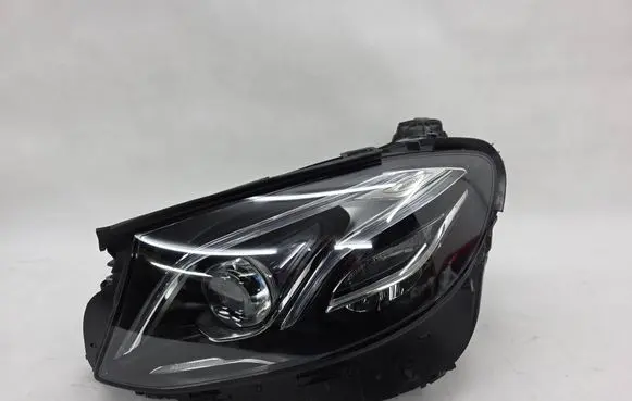 Mercedes-Benz E AMG W213 Headlight/headlamp A2139066504