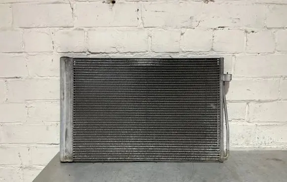 BMW 5 E60 E61 A/C cooling radiator (condenser) 9122825