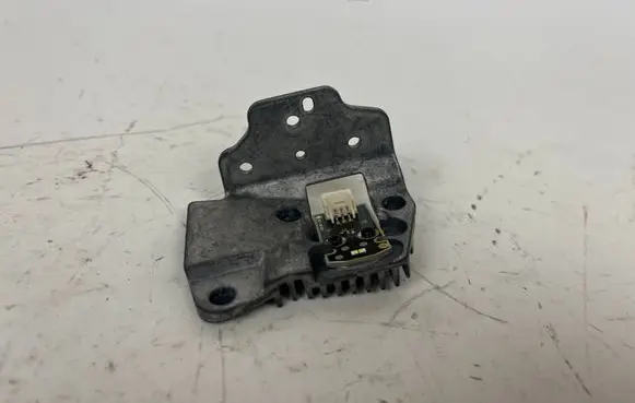 Headlight part