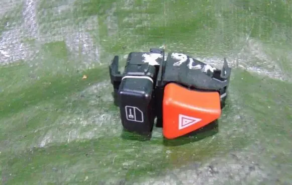 Mercedes-Benz A W168 Hazard light switch