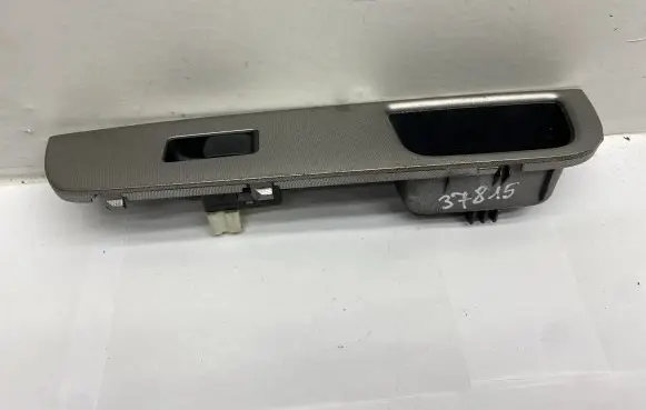 Nissan Tiida C11 Electric window control switch 80960