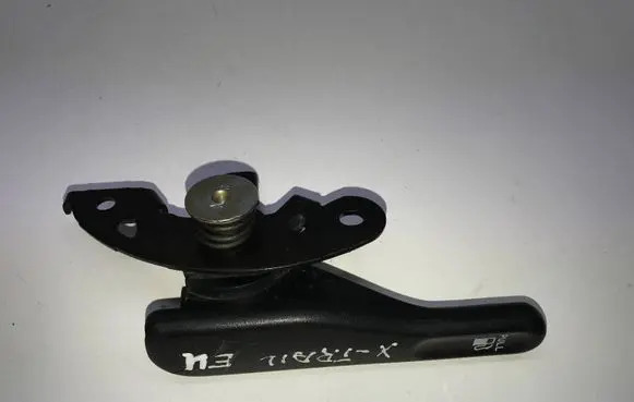 Nissan X-Trail T30 Fuel cap release pull handle 