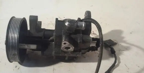 BMW 5 GT F07 Power steering pump 679649101