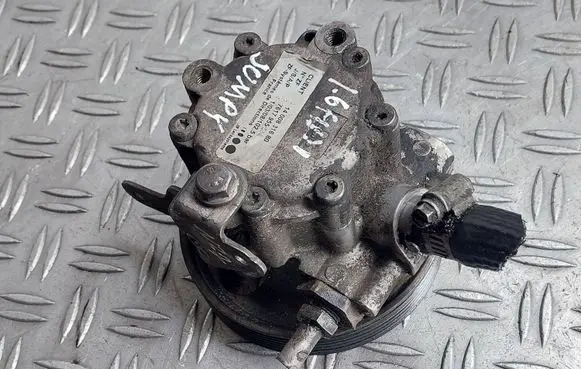 Citroen Jumpy Power steering pump 1400831680 9637000880